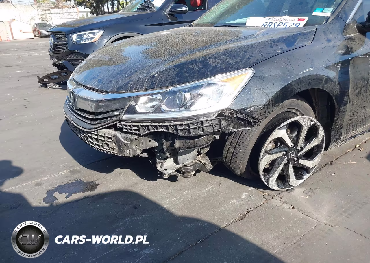 2017 Honda Accord Ex-L V6 VIN:1HGCR3F8XHA013265 - 17