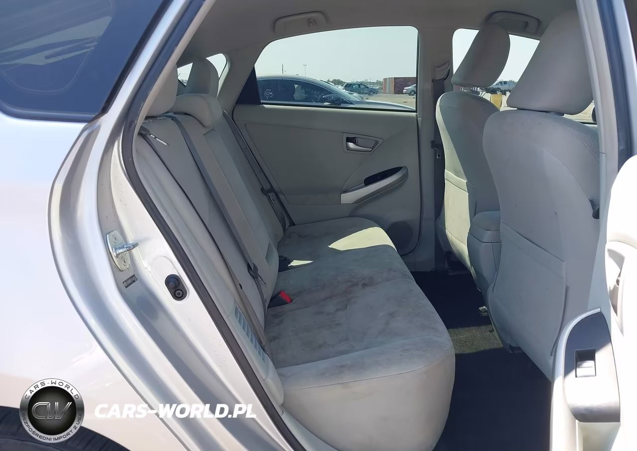 2012 Toyota Prius Two VIN:JTDKN3DU1C5445167 - 8