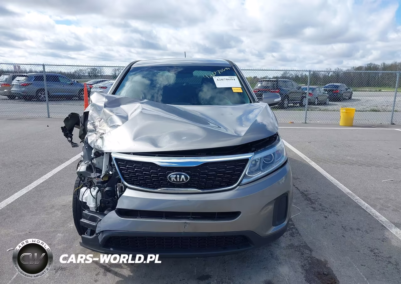 2015 Kia Sorento Lx VIN:5XYKTCA61FG591916 - 12