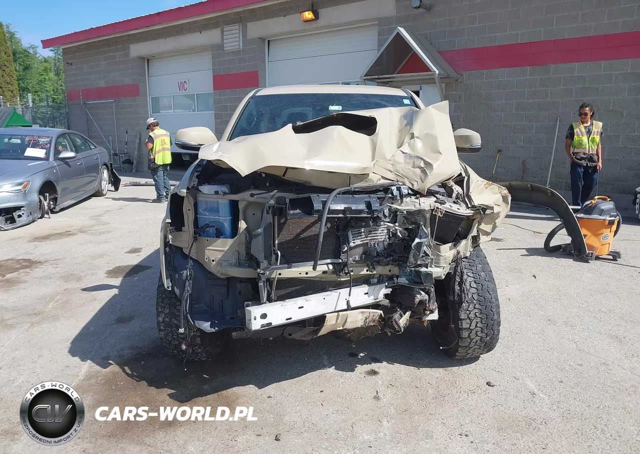 2020 Toyota Tacoma Trd Sport VIN:3TMCZ5AN5LM332611 - 13