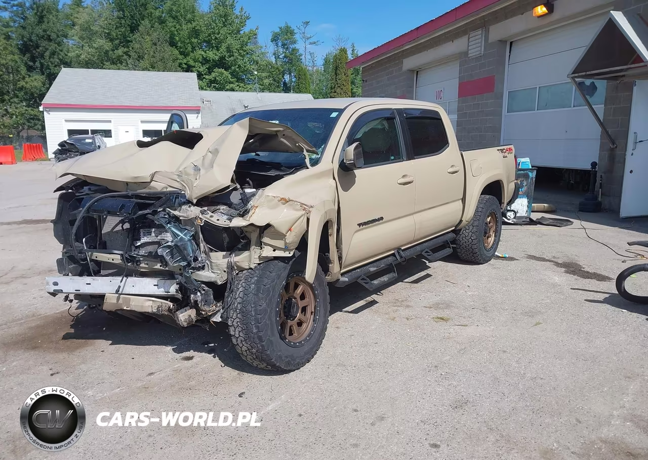 2020 Toyota Tacoma Trd Sport VIN:3TMCZ5AN5LM332611 - 2