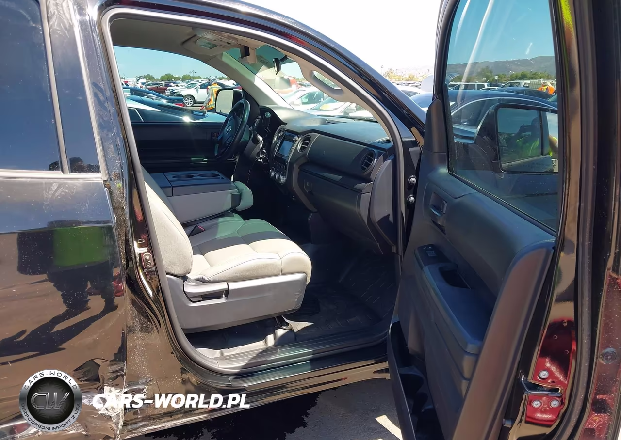 2018 Toyota Tundra Sr 4.6L V8 VIN:5TFRM5F10JX133732 - 5