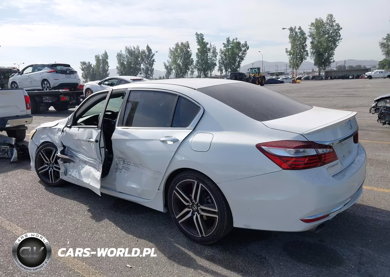2017 Honda Accord Sport Se VIN:1HGCR2F18HA180589 - 3