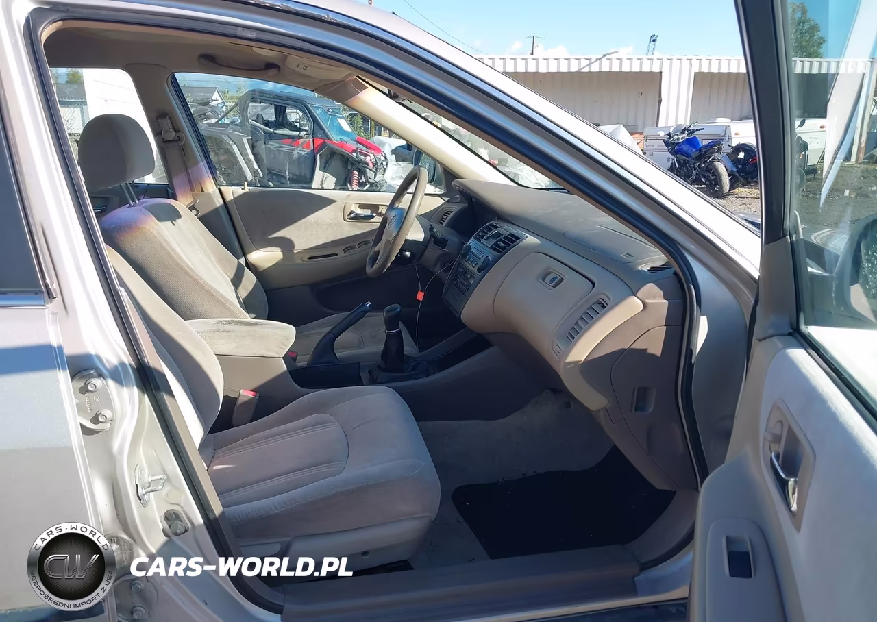 1999 Honda Accord Lx VIN:1HGCG5543XA146268 - 5