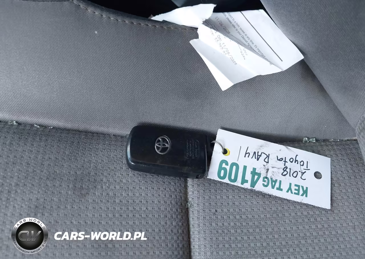 2018 Toyota Rav4 Xle VIN:JTMRFREV7JJ722995 - 11