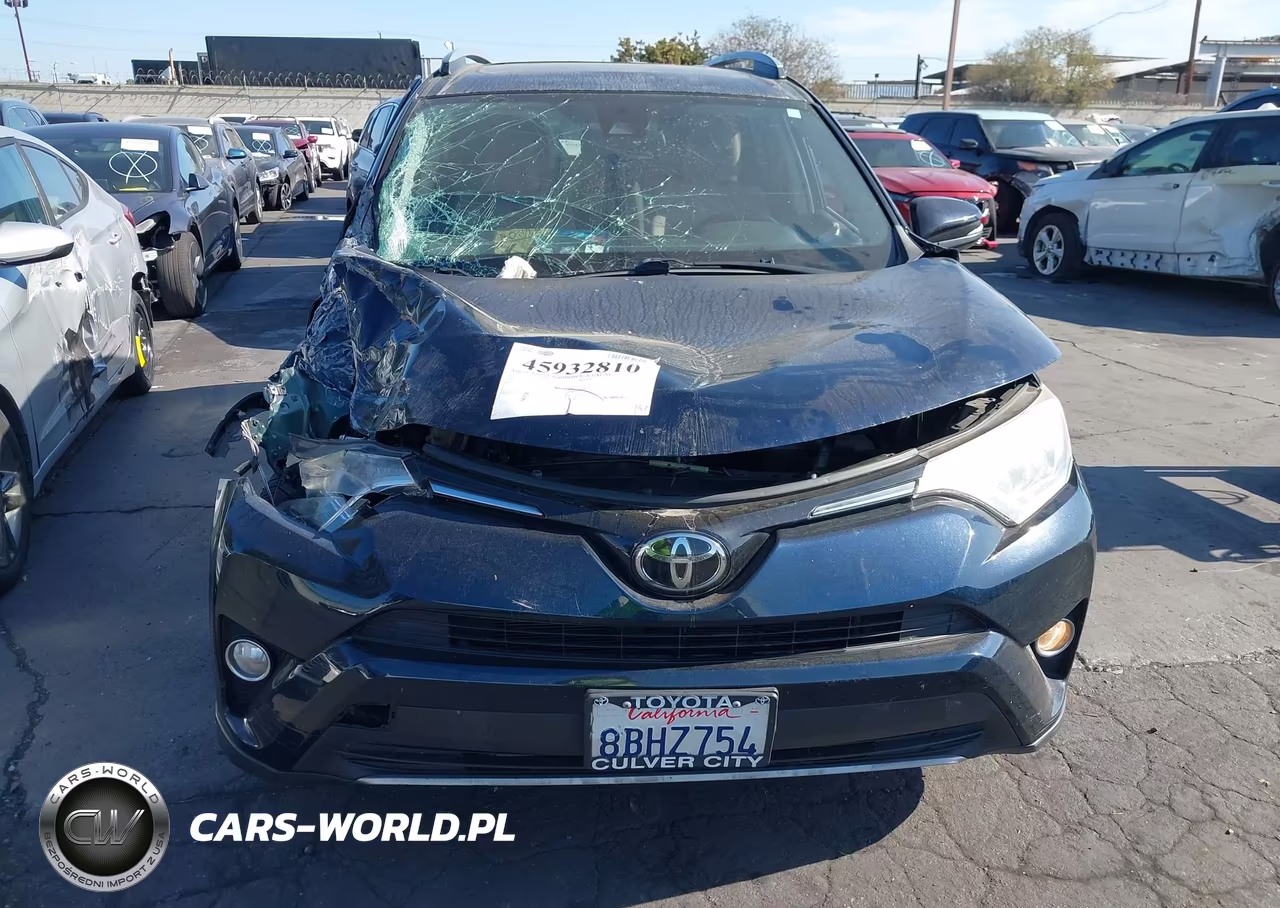 2018 Toyota Rav4 Xle VIN:JTMRFREV7JJ722995 - 12
