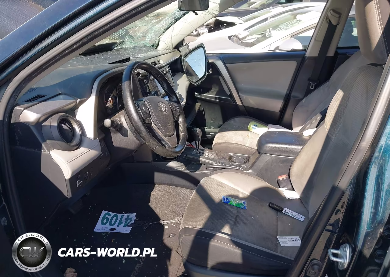 2018 Toyota Rav4 Xle VIN:JTMRFREV7JJ722995 - 5