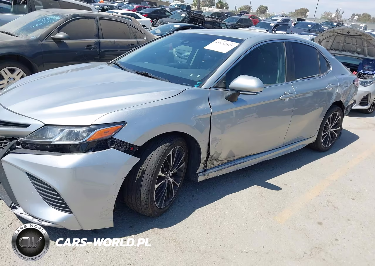 2018 Toyota Camry Se VIN:4T1B11HK3JU021660 - 6