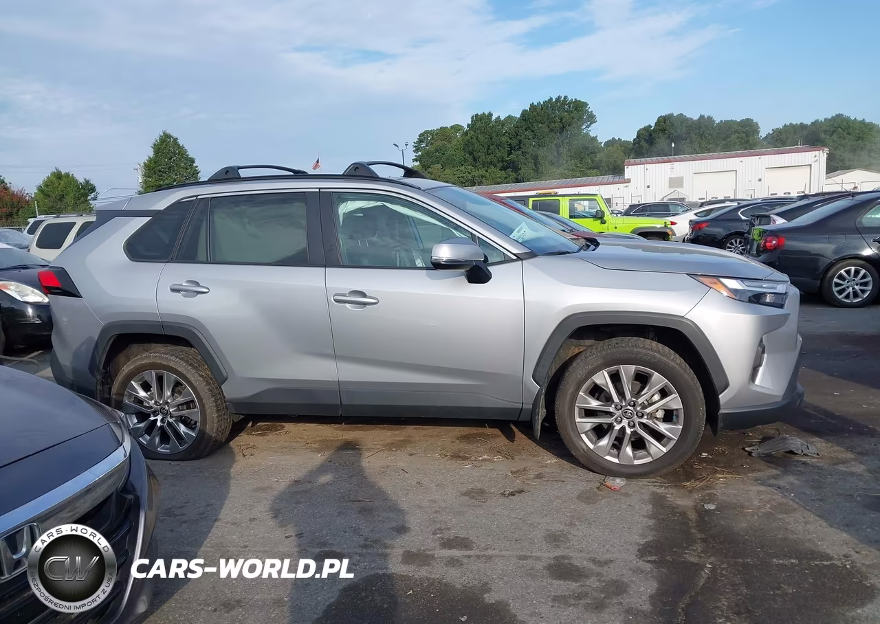 2024 Toyota Rav4 Xle Premium VIN:2T3C1RFV3RW349339 - 13