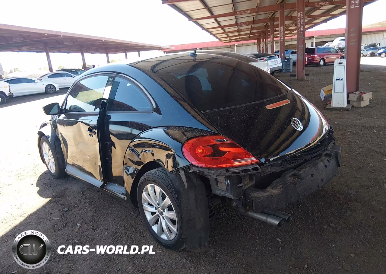2013 Volkswagen Beetle 2.5L Entry VIN:3VWFP7AT3DM652473 - 6