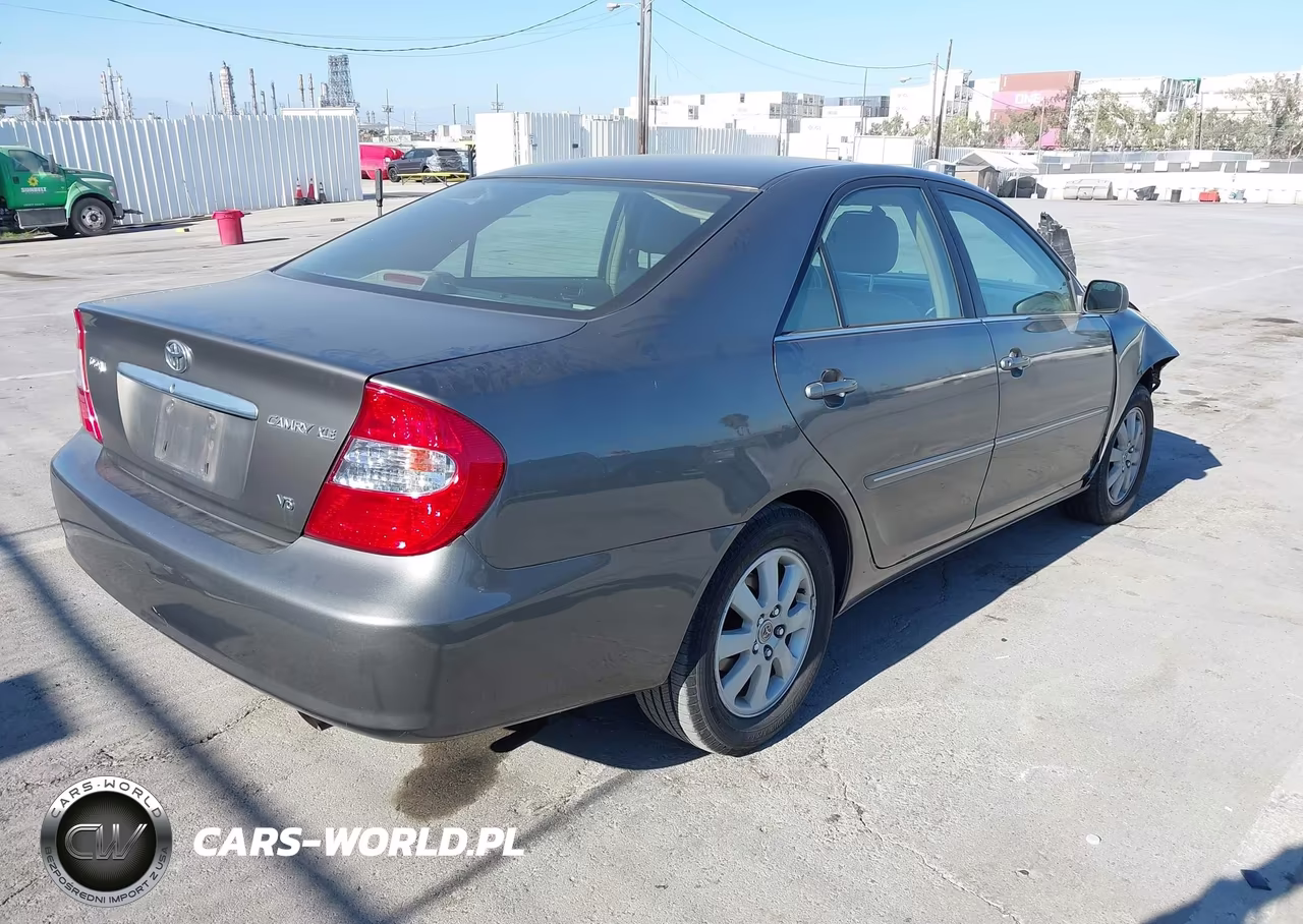 2004 Toyota Camry Xle V6 VIN:4T1BF32K94U588773 - 4