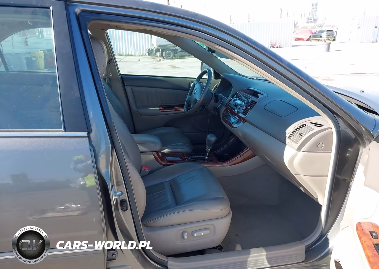 2004 Toyota Camry Xle V6 VIN:4T1BF32K94U588773 - 5