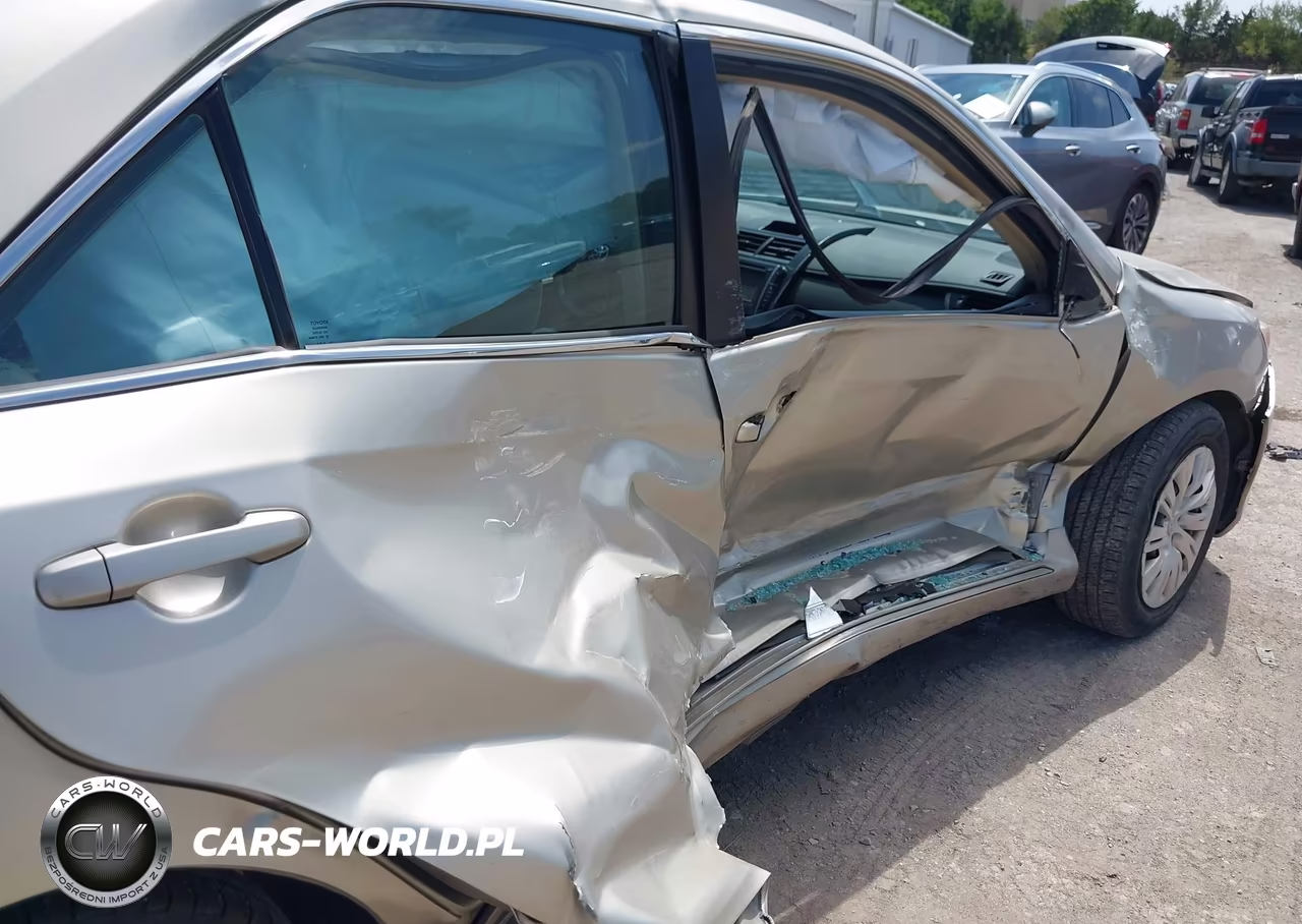 2014 Toyota Camry Le VIN:4T4BF1FK4ER338301 - 6