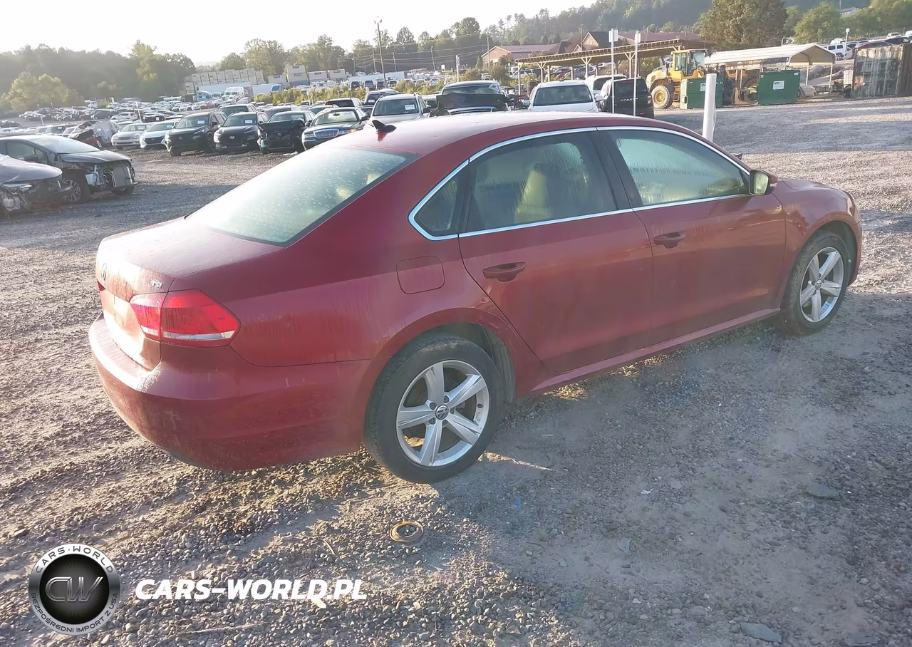 2015 Volkswagen Passat 1.8T Limited Edition VIN:1VWAS7A31FC080381 - 4