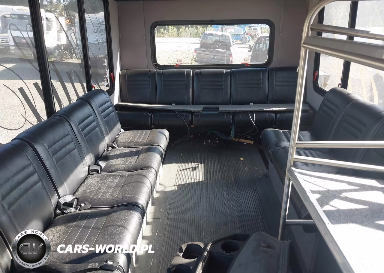 2013 Ford E-350 Cutaway VIN:1FDEE3FS7DDA95233 - 7