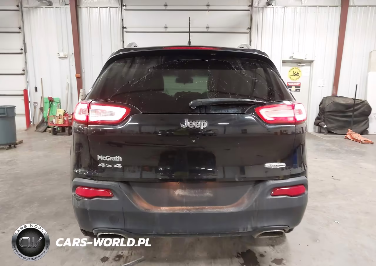 2015 Jeep Cherokee Latitude VIN:1C4PJMCS5FW614905 - 17
