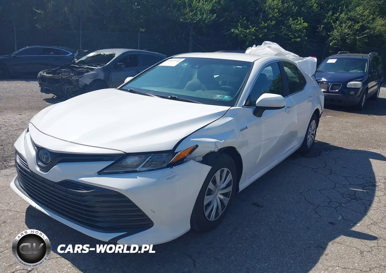 2018 Toyota Camry Hybrid Le VIN:4T1B31HK3JU506018 - 2