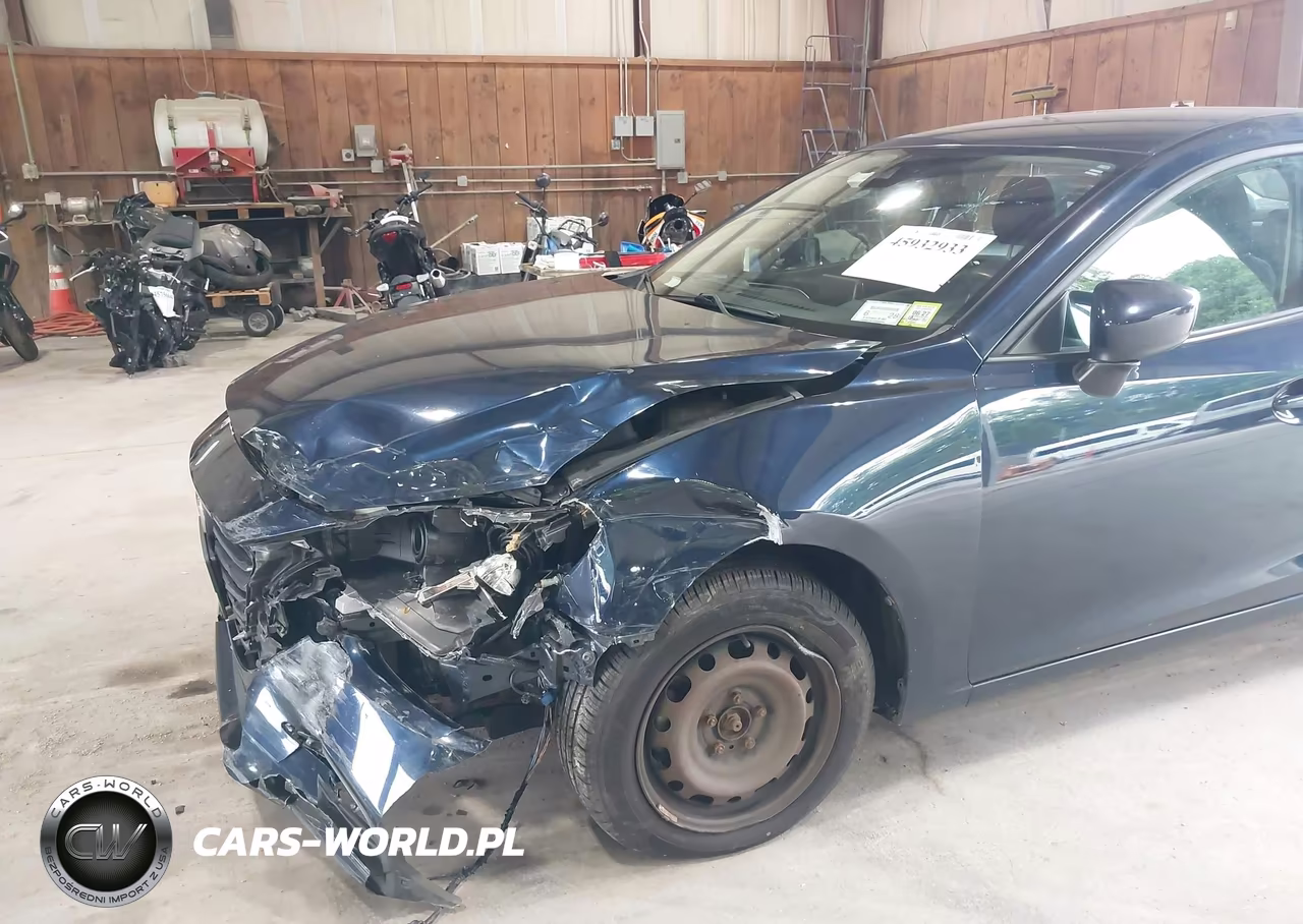 2018 Mazda Mazda3 Sport VIN:3MZBN1U72JM163008 - 6