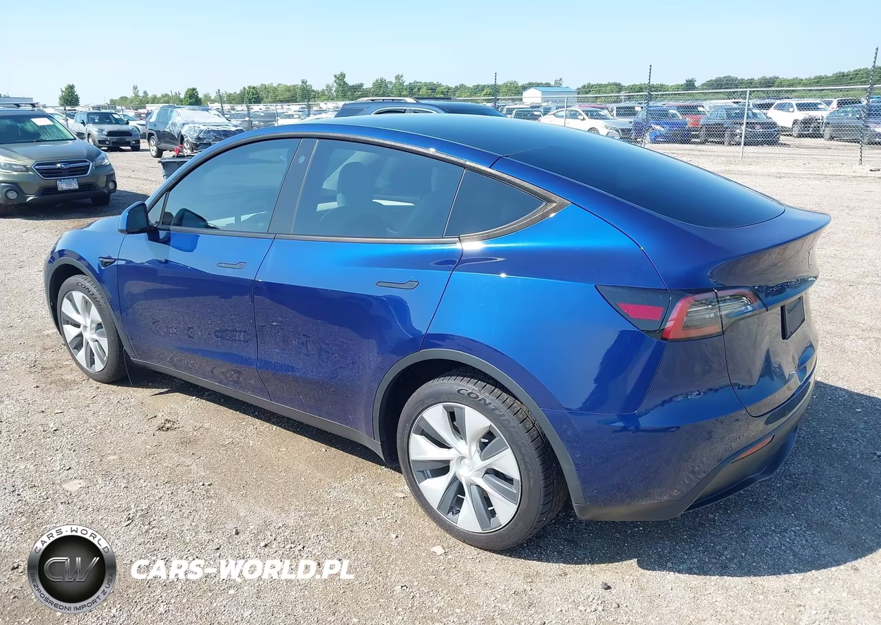 2022 Tesla Model Y Long Range Dual Motor All-Wheel Drive VIN:7SAYGDEE9NF537097 - 3