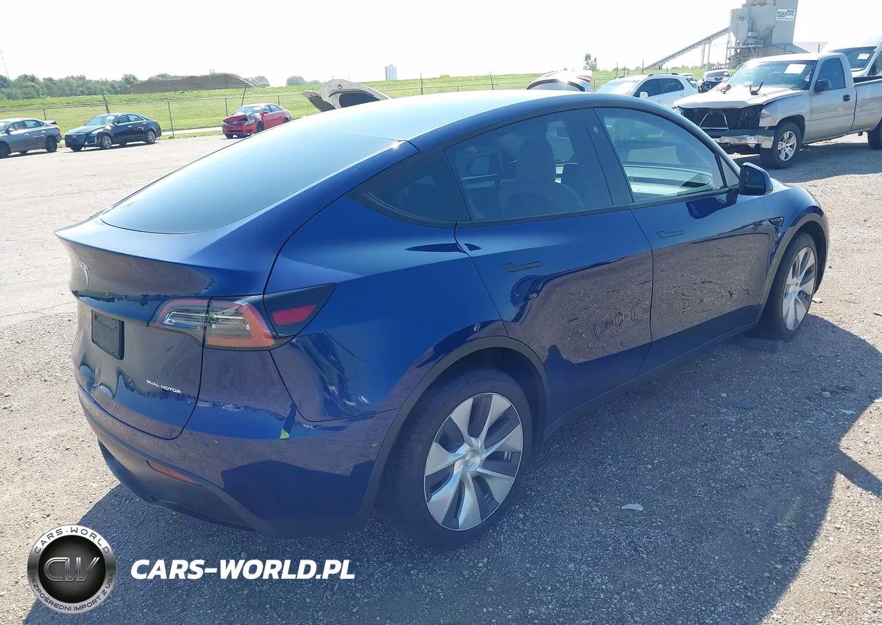 2022 Tesla Model Y Long Range Dual Motor All-Wheel Drive VIN:7SAYGDEE9NF537097 - 4
