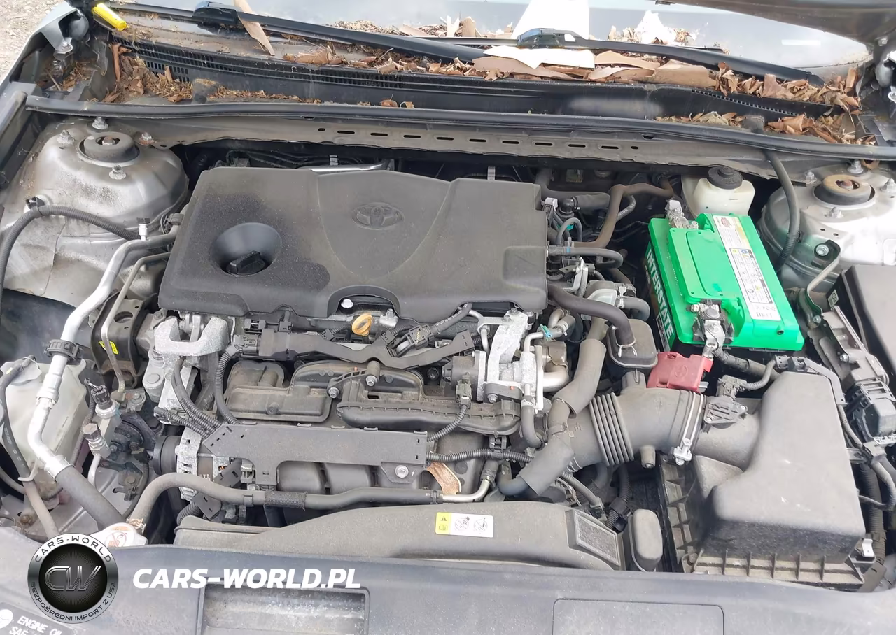 2018 Toyota Camry Le VIN:4T1B11HK2JU590466 - 10