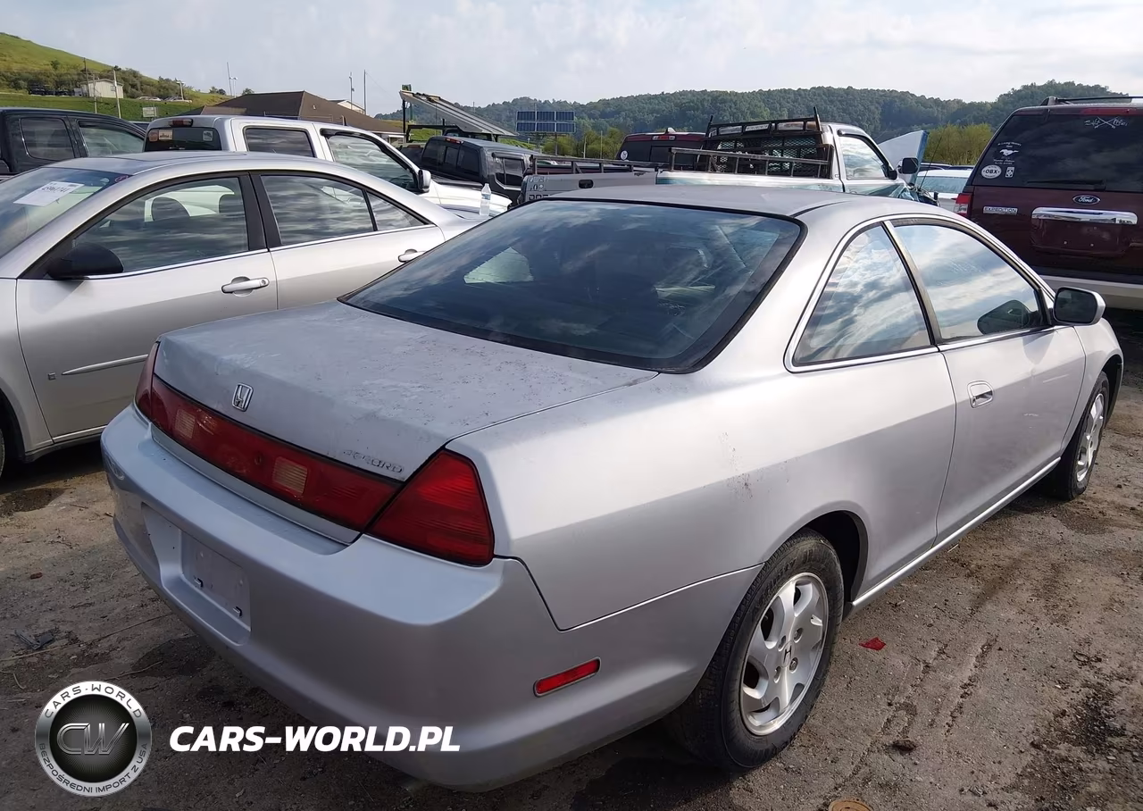 2000 Honda Accord 2.3 Ex VIN:1HGCG3272YA026451 - 4