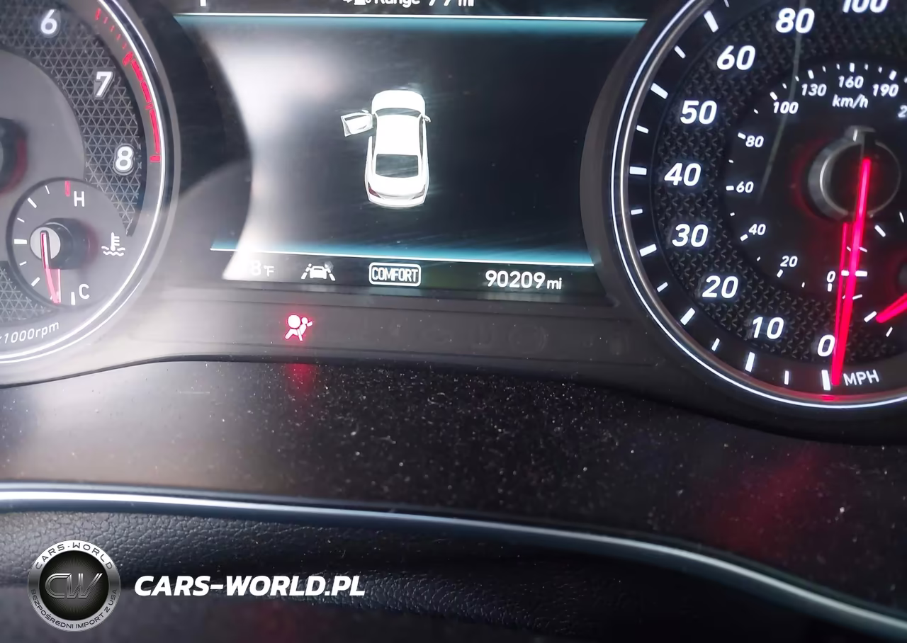 2019 Genesis G70 2.0T Advanced VIN:KMTG44LA4KU037676 - 16