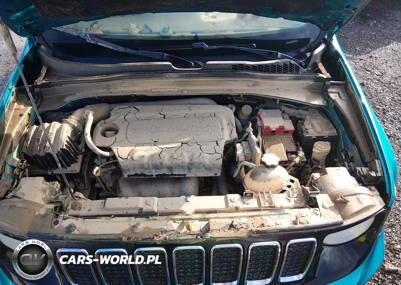 2020 Jeep Renegade Latitude 4X4 VIN:ZACNJBBB7LPL14978 - 10