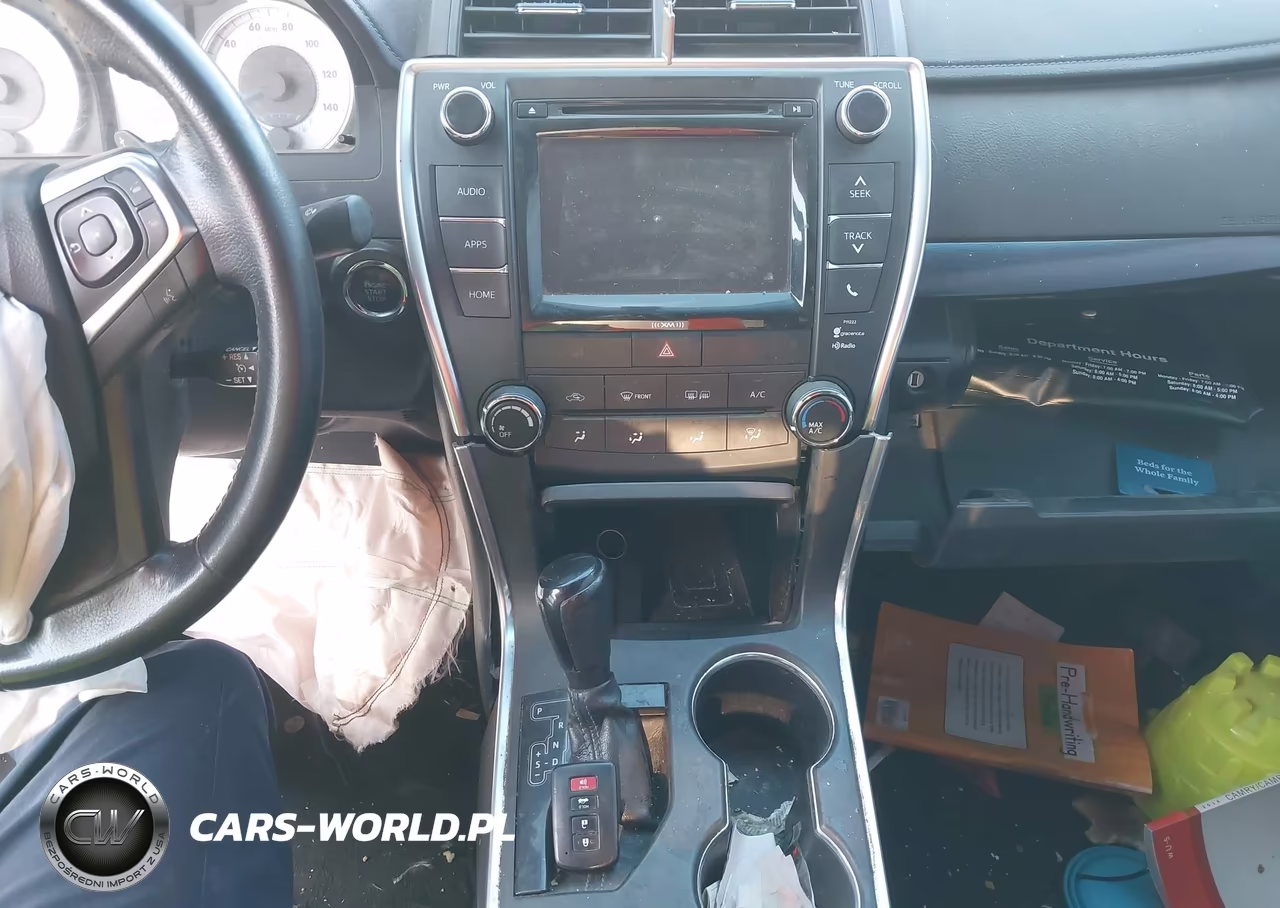 2016 Toyota Camry Se VIN:4T1BF1FK0GU537908 - 11