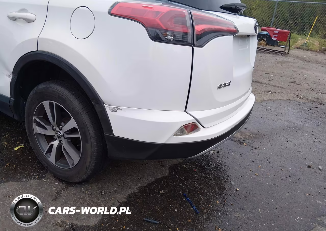 2016 Toyota Rav4 Xle VIN:JTMWFREV6GJ095167 - 19