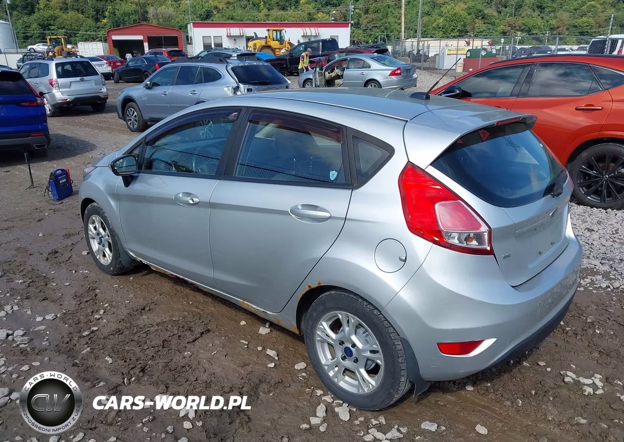 2015 Ford Fiesta Se VIN:3FADP4EJ5FM220154 - 3