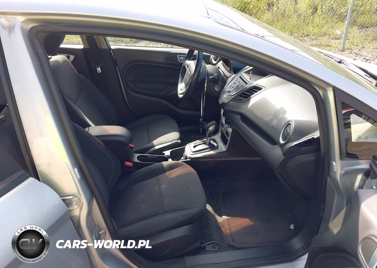 2015 Ford Fiesta Se VIN:3FADP4EJ5FM220154 - 5
