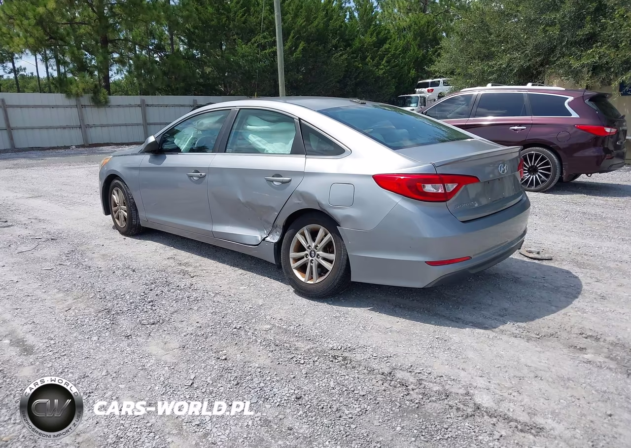 2015 Hyundai Sonata Se VIN:5NPE24AF1FH065901 - 3