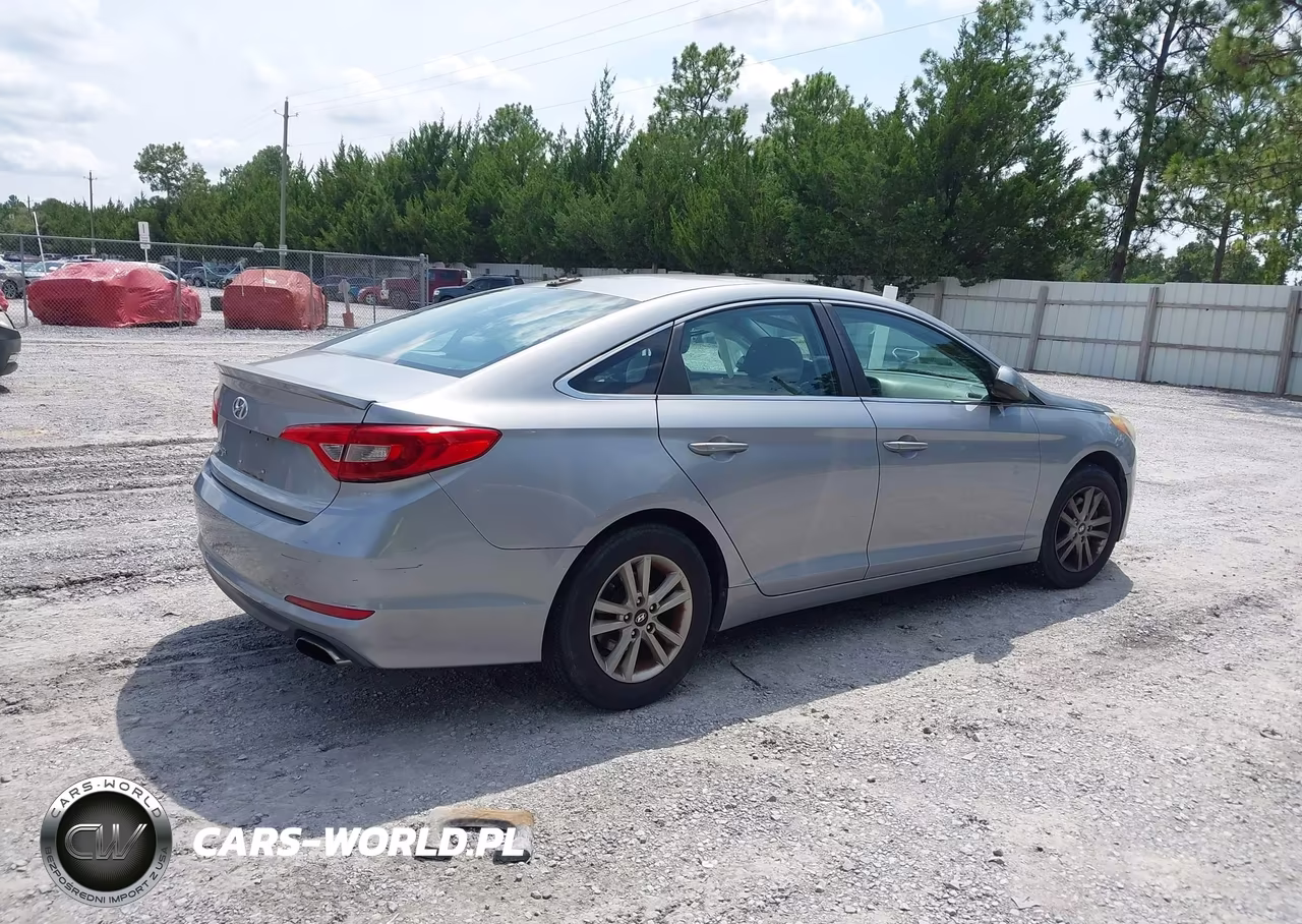 2015 Hyundai Sonata Se VIN:5NPE24AF1FH065901 - 4