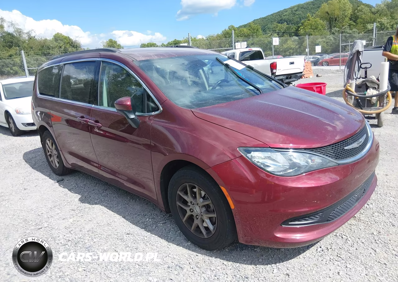 2021 Chrysler Voyager Lxi VIN:2C4RC1DG2MR505304 - 1
