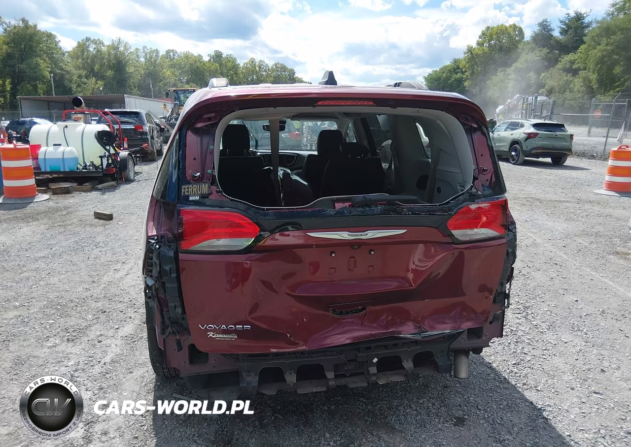 2021 Chrysler Voyager Lxi VIN:2C4RC1DG2MR505304 - 17