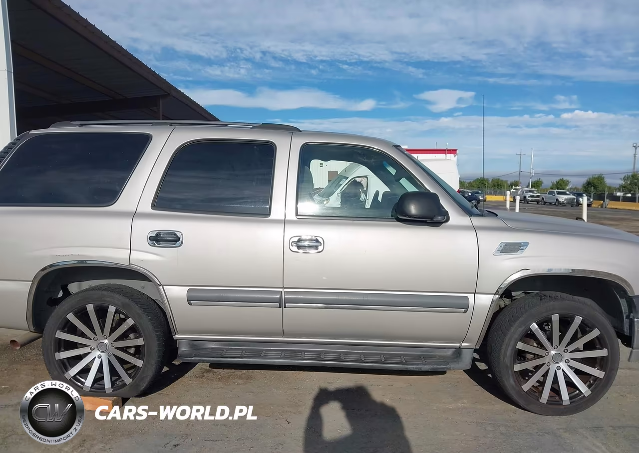 2004 Chevrolet Tahoe Ls VIN:1GNEC13V24J120786 - 13