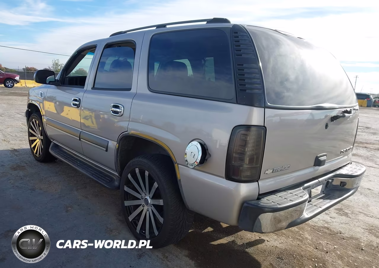 2004 Chevrolet Tahoe Ls VIN:1GNEC13V24J120786 - 3