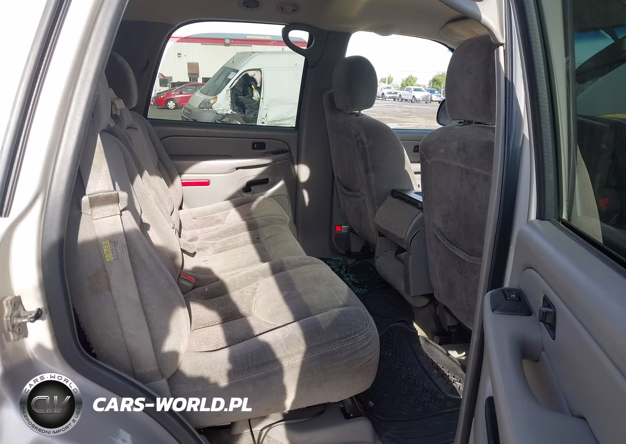 2004 Chevrolet Tahoe Ls VIN:1GNEC13V24J120786 - 8