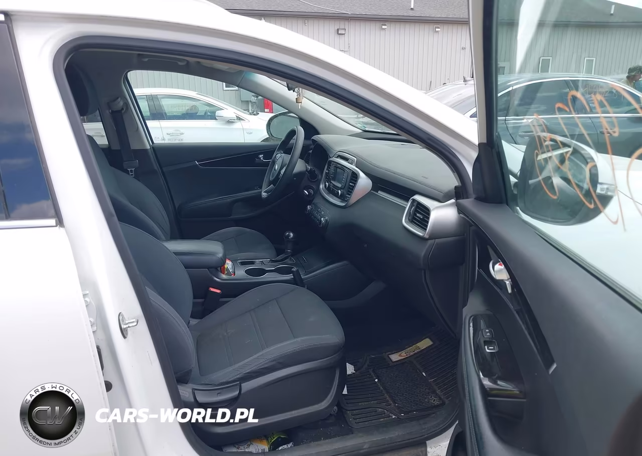 2017 Kia Sorento 3.3L Lx VIN:5XYPGDA5XHG220201 - 5