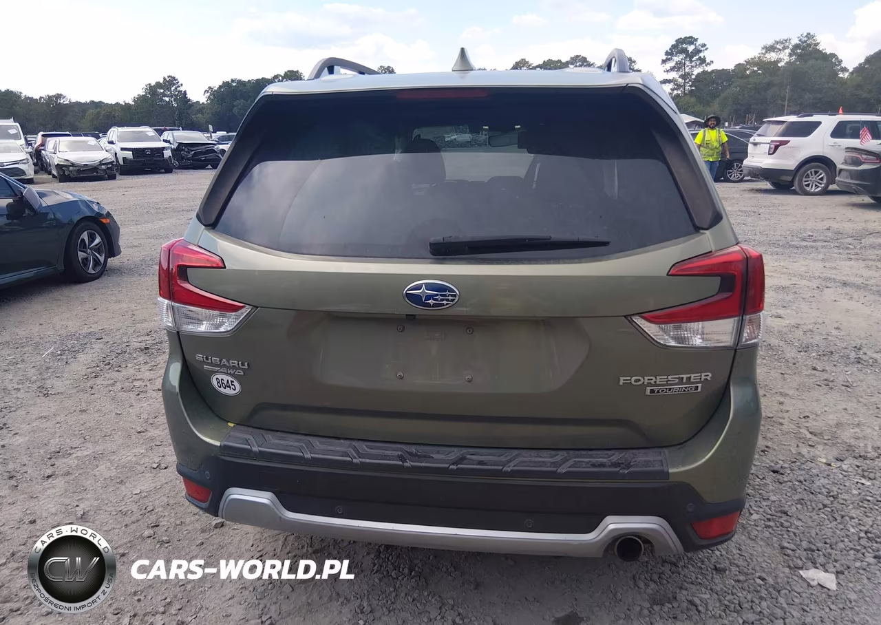 2021 Subaru Forester Touring VIN:JF2SKAXCXMH529599 - 17