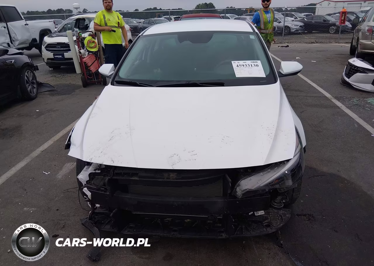 2022 Hyundai Elantra Sel VIN:5NPLM4AG1NH057869 - 13
