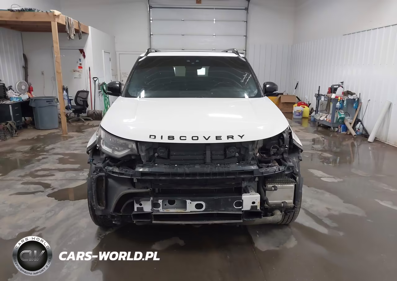 2017 Land Rover Discovery Hse VIN:SALRRBBK6HA009596 - 13