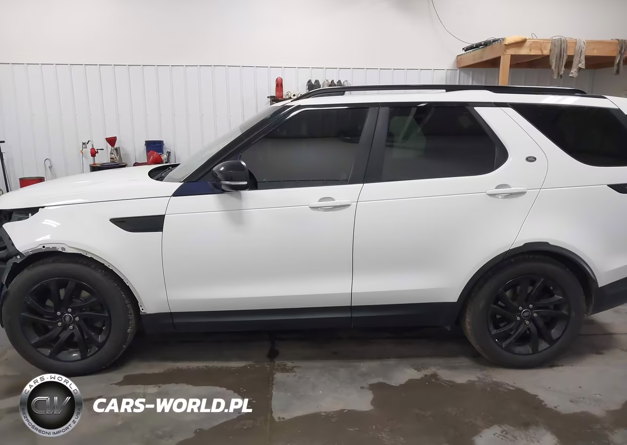 2017 Land Rover Discovery Hse VIN:SALRRBBK6HA009596 - 15