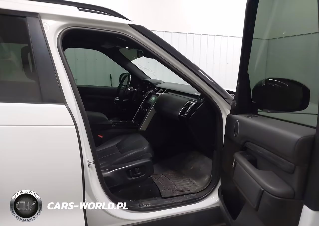 2017 Land Rover Discovery Hse VIN:SALRRBBK6HA009596 - 5