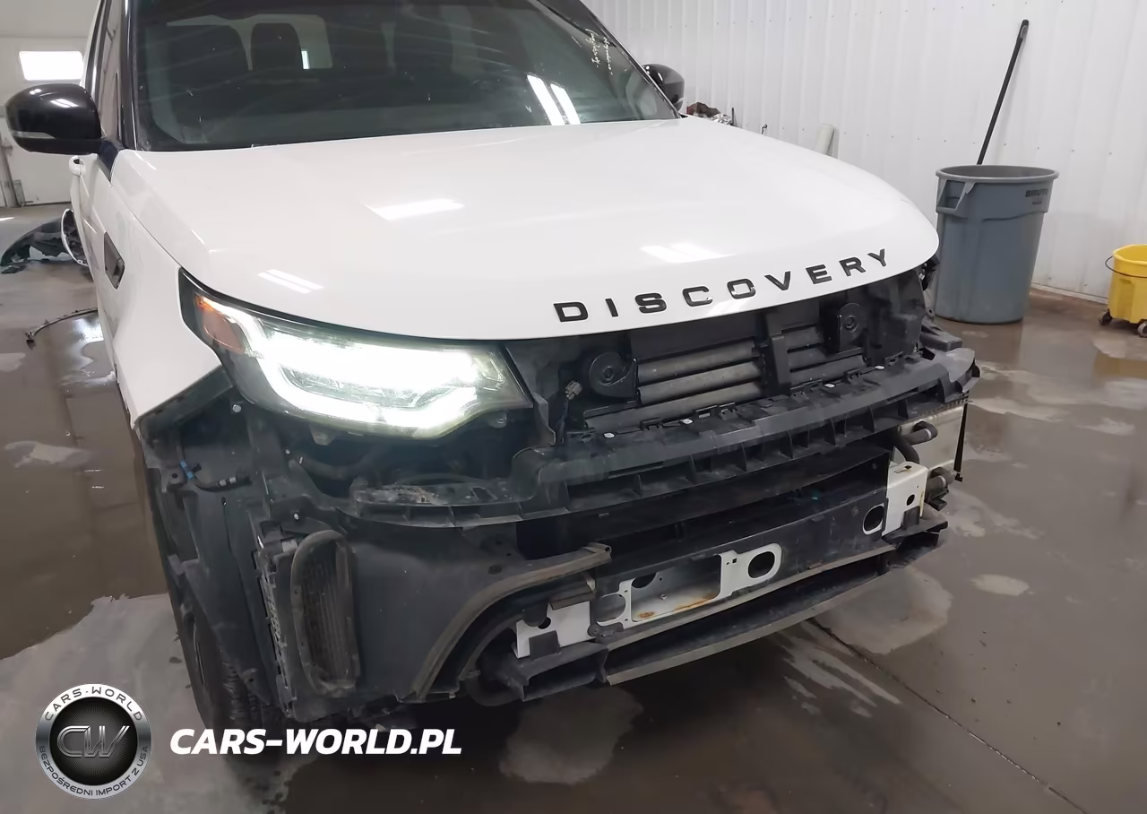 2017 Land Rover Discovery Hse VIN:SALRRBBK6HA009596 - 6