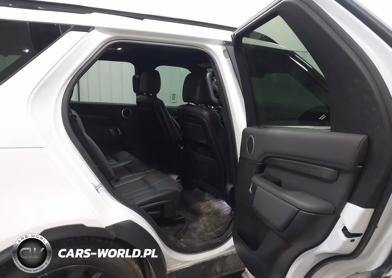 2017 Land Rover Discovery Hse VIN:SALRRBBK6HA009596 - 8