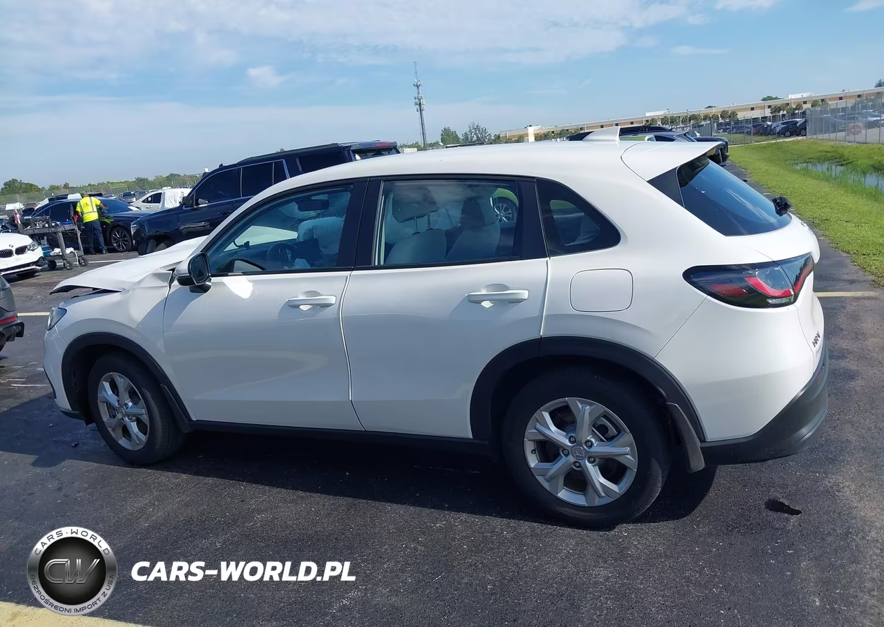 2025 Honda Hr-V 2Wd Lx VIN:3CZRZ1H37SM757456 - 14