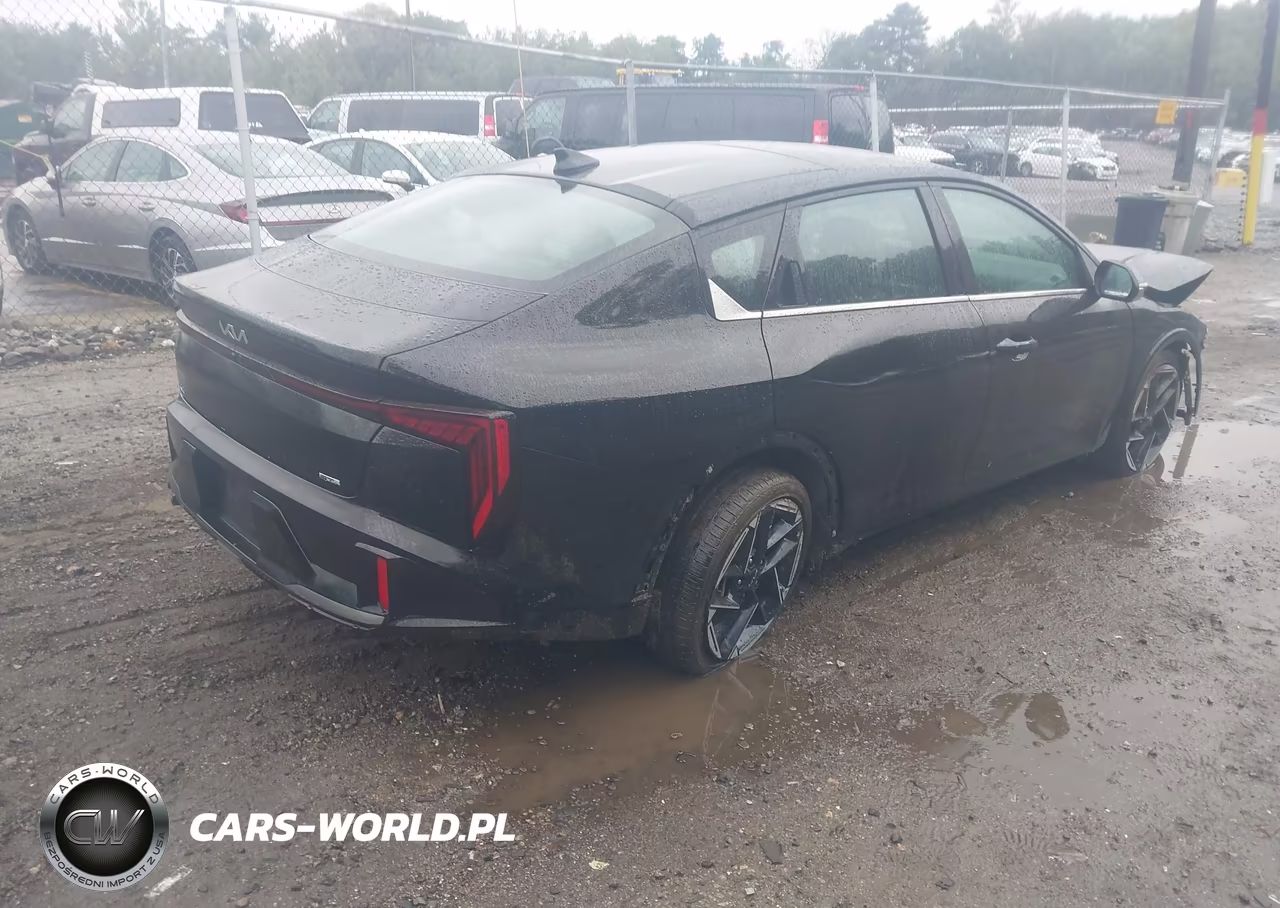 2025 Kia K4 Gt-Line VIN:3KPFW4DE8SE139244 - 4