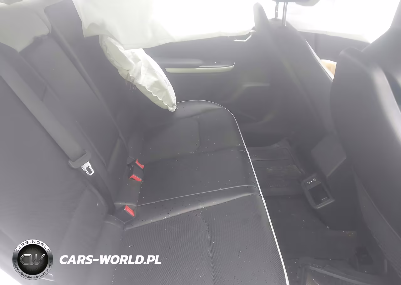 2025 Kia K4 Gt-Line VIN:3KPFW4DE8SE139244 - 8